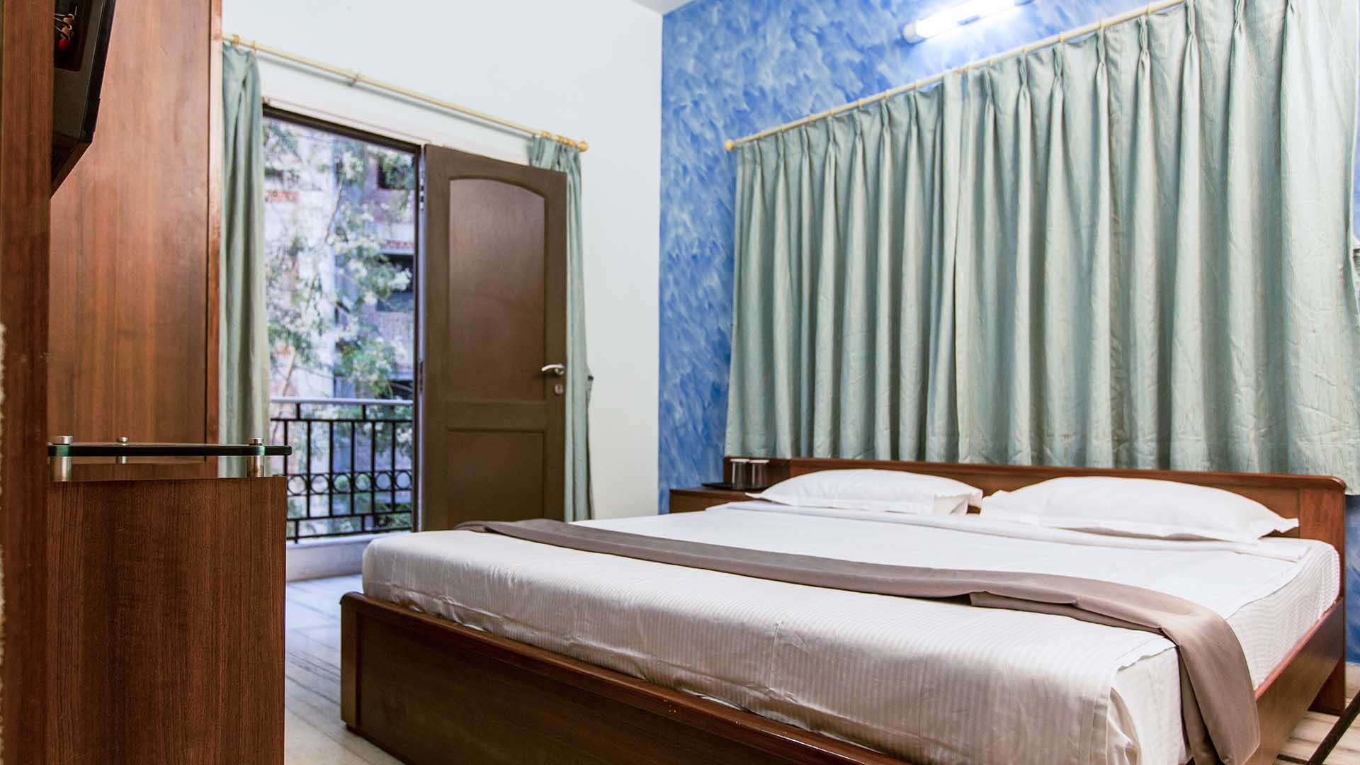 Inscale slider images